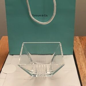 NWT Tiffany & Co. Vintage Crystal Bowl